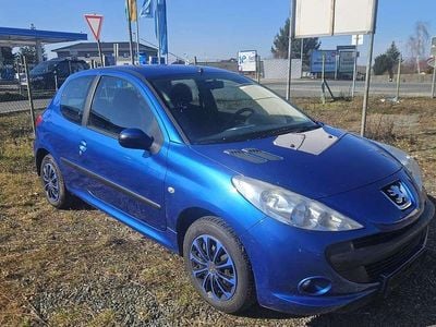 Gebraucht Peugeot 206+ Basis 60 PS (44 kW) 2011 Blau Kleinwagen