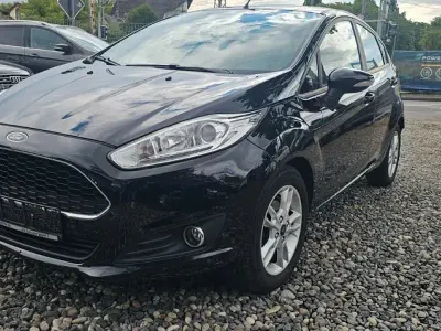 Używany Ford Fiesta Celebration 101 KM (74 kW) 2016 Czarny Hatchback