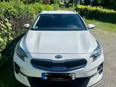 Gebraucht Kia XCeed 140 PS (102 kW) 2021 Weiß SUV