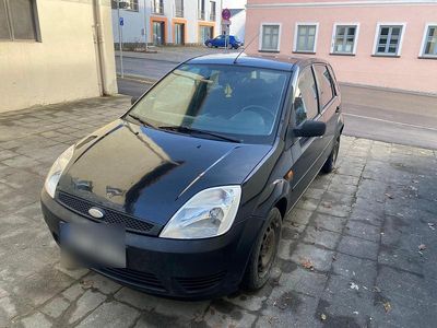 Usata Ford Fiesta 100 CV (73 kW) 2002 Nero Utilitaria