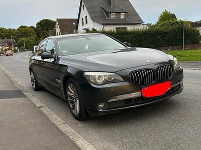 BMW 730