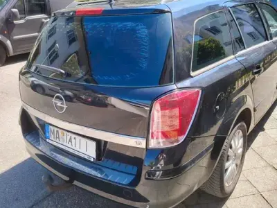 Gebraucht Opel Astra 125 PS (91 kW) 2006 Schwarz Limousine