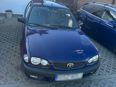 Usata Toyota Corolla 97 CV (71 kW) 2001 Blu Utilitaria