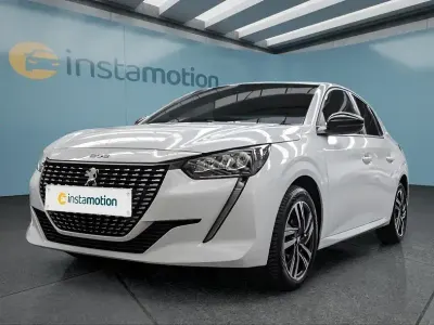 Gebraucht Peugeot 208 101 PS (74 kW) 2023 Weiß Kleinwagen