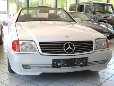Gebraucht Mercedes SL300 231 PS (169 kW) 1992 Weiß/grau Cabrio
