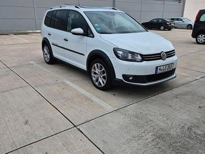VW Touran Cross