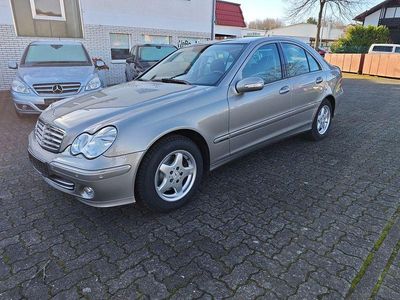 Cubanit (metallic) Gebraucht 2005 Mercedes C180 Elegance Limousine | 8.326 €