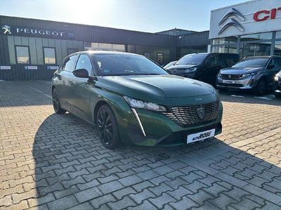 Lackierung olivgrün/typ aussen Gebraucht 2022 Peugeot 308 Allure Limousine | 17.990 € (Fairer Preis)