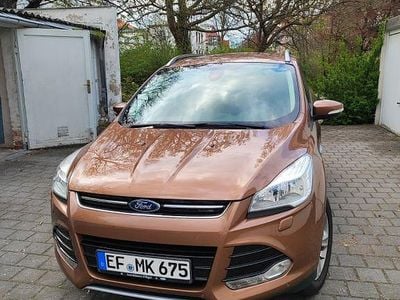 Begagnad Ford Kuga Titanium 150 HK (110 kW) 2014 Brun SUV