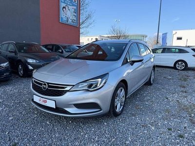 Używany Opel Astra Edition 110 KM (80 kW) 2019 Srebrny Kombi