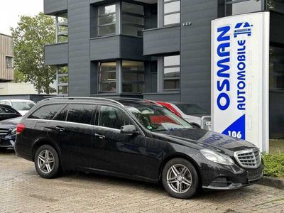 gebraucht Mercedes E300 BlueTEC 9G-TRONIC / STANDHEIZUNG / RFK