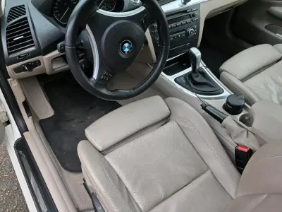Gebraucht BMW 120 177 PS (130 kW) 2009 Weiß Kleinwagen