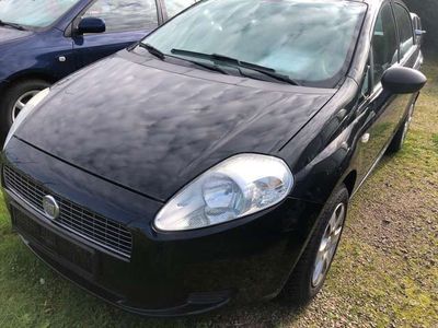 Second-hand Fiat Grande Punto Racing 77 CP (56 kW) 2008 Negru Hatchback