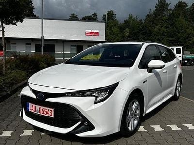 Gebraucht Toyota Corolla Business Edition 98 PS (72 kW) 2021 Weiß Kombi