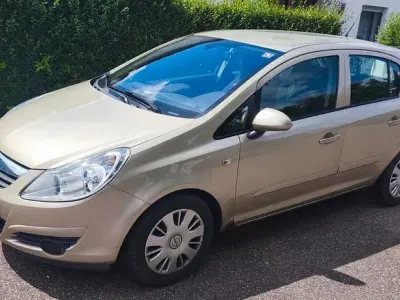 Gebraucht Opel Corsa 90 PS (66 kW) 2007 Gold Kleinwagen