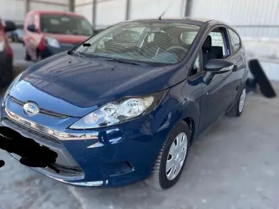 Gebraucht Ford Fiesta Ambiente 60 PS (44 kW) 2009 Blau Kleinwagen