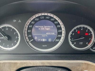 Mercedes E200