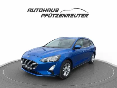 Gebraucht Ford Focus Cool & Connect 125 PS (91 kW) 2020 Blau Kombi