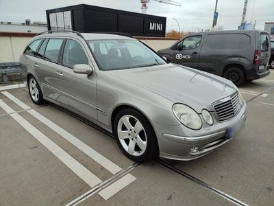 Usata Mercedes E320 Avantgarde 204 CV (150 kW) 2004 Andere farben Station wagon