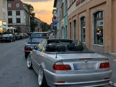 Gebraucht BMW 320 Cabriolet 170 PS (125 kW) 2003 Silber Cabrio