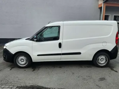 Gebraucht Opel Combo 95 PS (69 kW) 2018 Weiß Van / Kleinbus