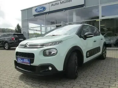 Gebraucht Citroën C3 Shine 82 PS (60 kW) 2018 Grün Kleinwagen