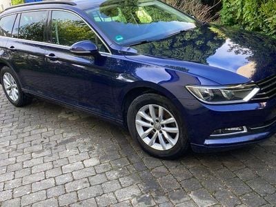 Second-hand VW Passat Comfortline 150 CP (110 kW) 2017 Albastru Break