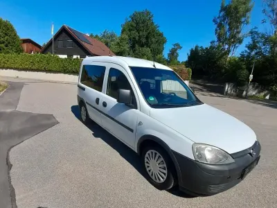 Gebraucht Opel Combo 90 PS (66 kW) 2005 Van / Kleinbus