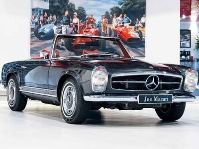 Grau Gebraucht 1971 Mercedes SL280 Cabrio | 164.950 €