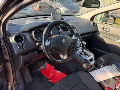 Gebraucht Peugeot 5008 Allure 120 PS (88 kW) 2016 Grau Van / Kleinbus