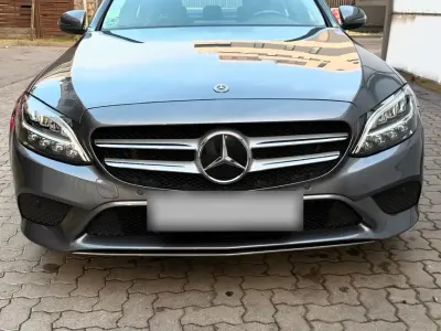 Gebraucht Mercedes C180 2020 Grau Limousine