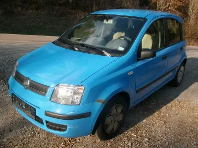 Occasion Fiat Panda 69 ch (50 kW) 2004 Bleue Citadine