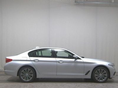 BMW 530e