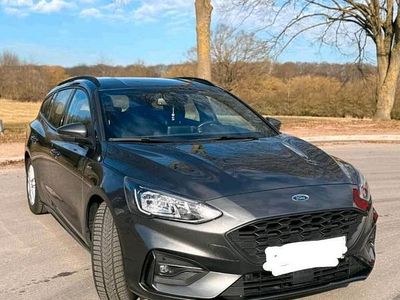 Gebraucht Ford Focus ST-Line 155 PS (114 kW) 2021 Grau Kombi