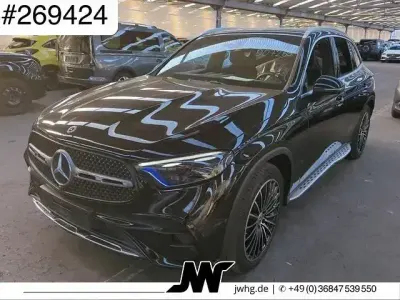 Używany Mercedes GLC220 AMG line 197 KM (144 kW) 2023 Czarny SUV
