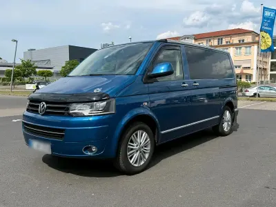 Gebraucht VW Multivan Highline 179 PS (131 kW) 2014 Blau Van / Kleinbus