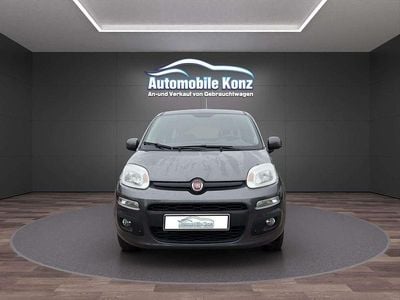 Grau Gebraucht 2016 Fiat Panda Lounge Kleinwagen | 8.500 €