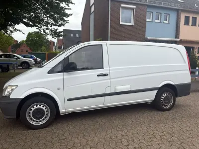 Gebraucht Mercedes Vito 107 PS (78 kW) 2011 Weiß Van