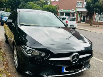 Gebraucht Mercedes CLA200 165 PS (121 kW) 2021 Schwarz Coupé