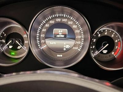 Silber Gebraucht 2014 Mercedes CLS500 Coupé | 28.000 € (Etwas zu teuer)
