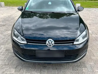Gebraucht VW Golf VII 110 PS (80 kW) 2016 Schwarz Kombi