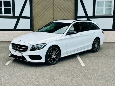 Gebraucht Mercedes C300 AMG line 245 PS (180 kW) 2016 Weiß Limousine