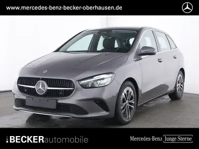 Gebraucht Mercedes B180 Progressive 136 PS (100 kW) 2025 Lack mountaingrau Kleinwagen