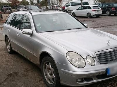 Mercedes E220