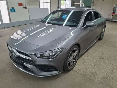 Gebraucht Mercedes CLA200 AMG line 163 PS (119 kW) 2023 Grau Coupé