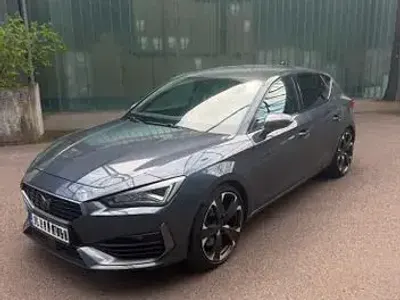 Gebraucht Cupra Leon VZ 300 PS (220 kW) 2021 Blau Limousine