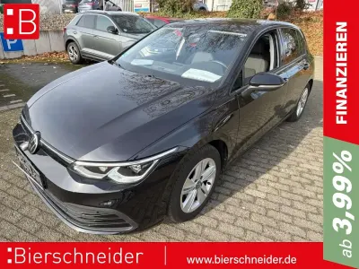 Usata VW Golf VIII Life 150 CV (110 kW) 2023 Nero Station wagon