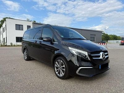 Mercedes V300