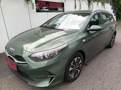 Neu Kia Ceed 140 PS (102 kW) 2026 Grün Kleinwagen