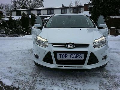 Weiß Gebraucht 2013 Ford Focus Titanium Kombi | 5.800 € (Fairer Preis)